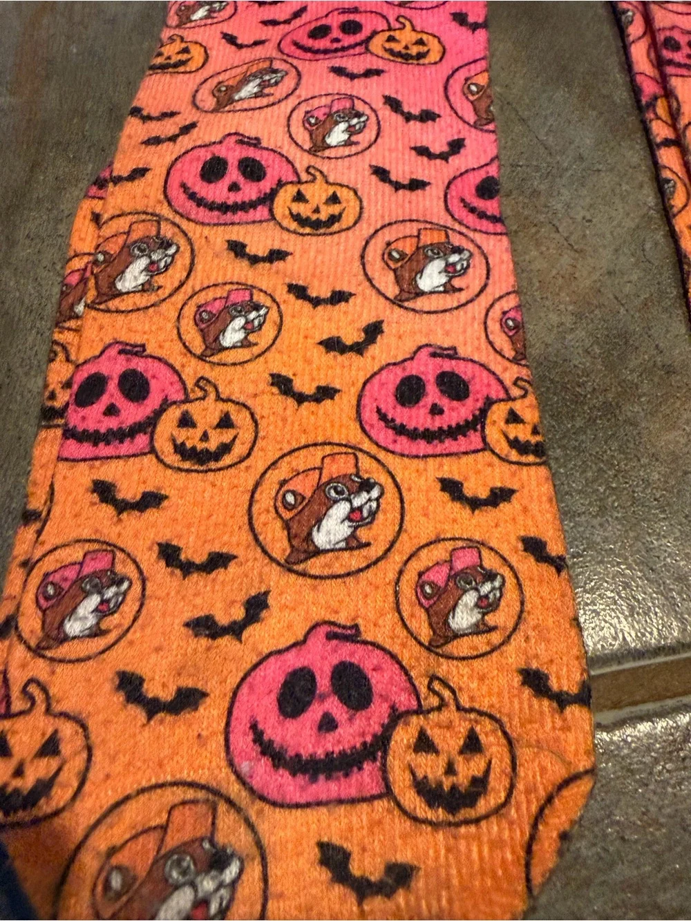 2 pair Women's BUC-EE’s Halloween Crew Socks - Pink & Orange